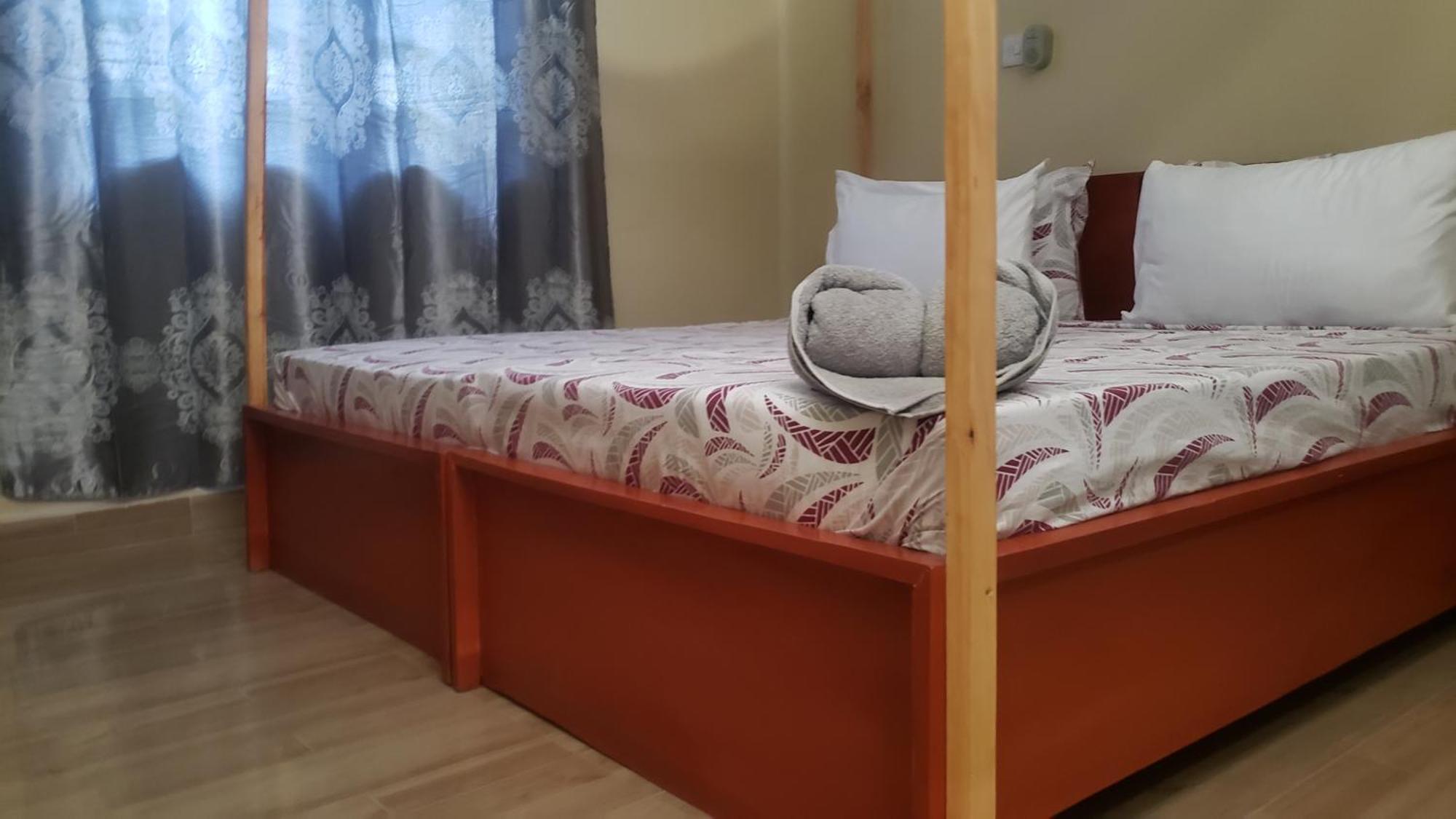 L&J Modern Backpackers Bnb Daressalam Exterior foto